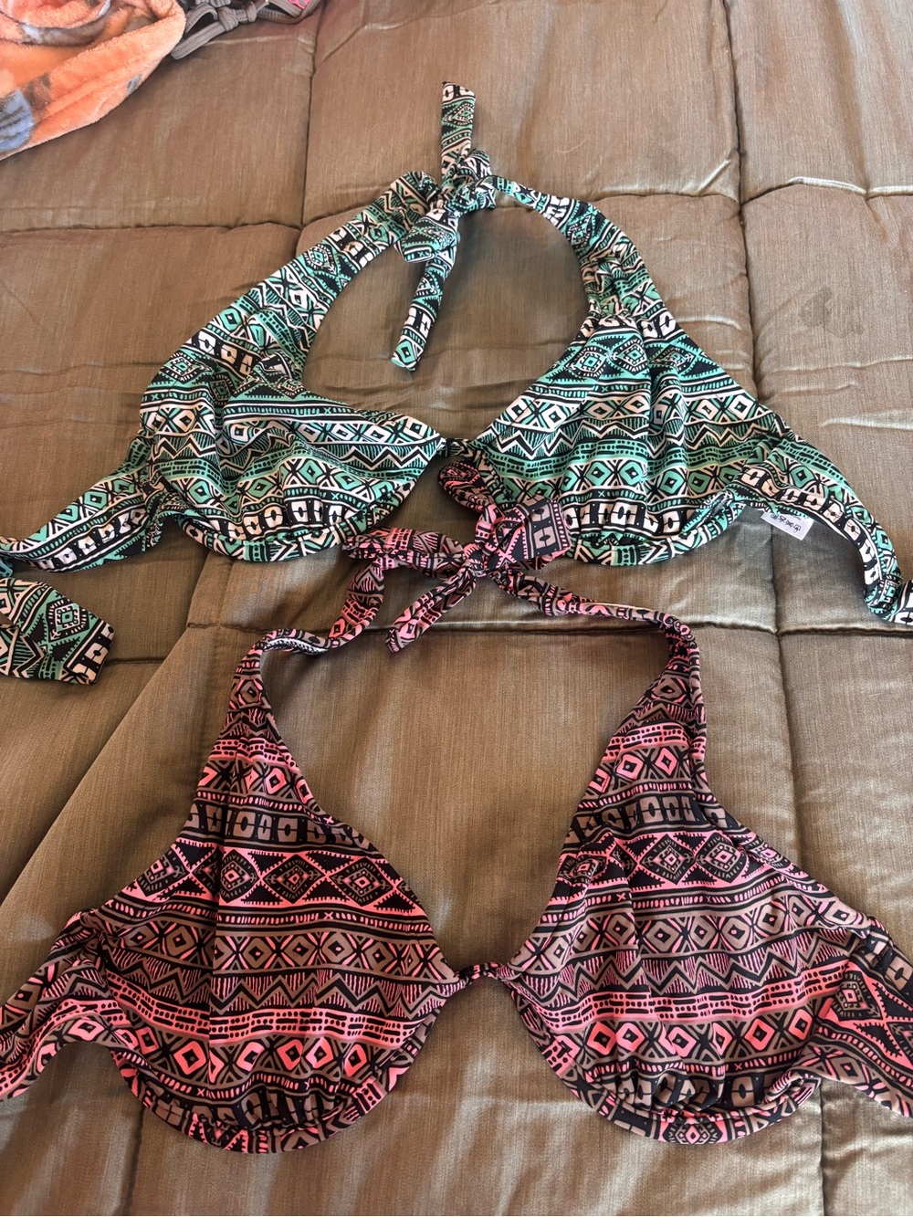 VENUS Black and Pink Tribal Bikini Top